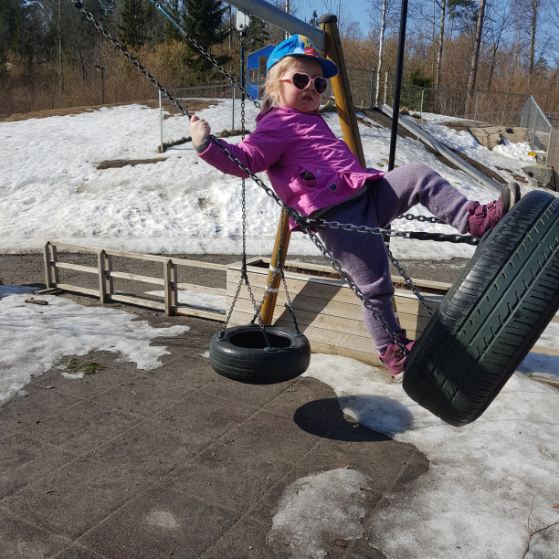 2018-04-15 11:13:03 CET (Tag:people) (Nesodden, Norway). So, yeah, I control this playground. You got a problem with that? Looks like you