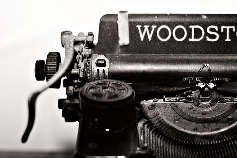 Gutenberg: A black &amp; white closeup of a typewriter.