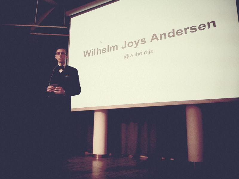 Responsive Web Design with Wilhem Joys Andresen. Media queries is the dominant topic of his lightning talk.