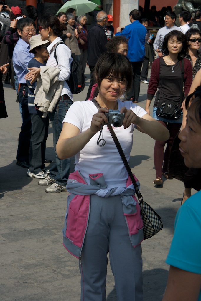 One of the women I travelled with had long, blond hair, something that is rather uncommon in China. Because of this, we got stalked a lot by people who wanted to take a picture of her. I took pictures of her stalkers.