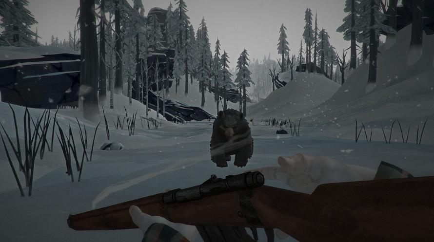 The Long Dark: Now would be a good time to load this rifle. A bear is coming right for you!
