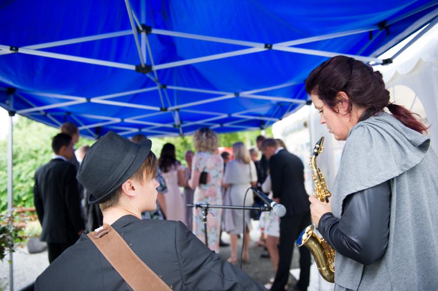 Musicians getting ready for the ceremony. Musicians getting ready for the ceremony.